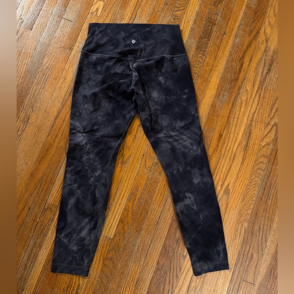 High-Rise Align 25” Size 8